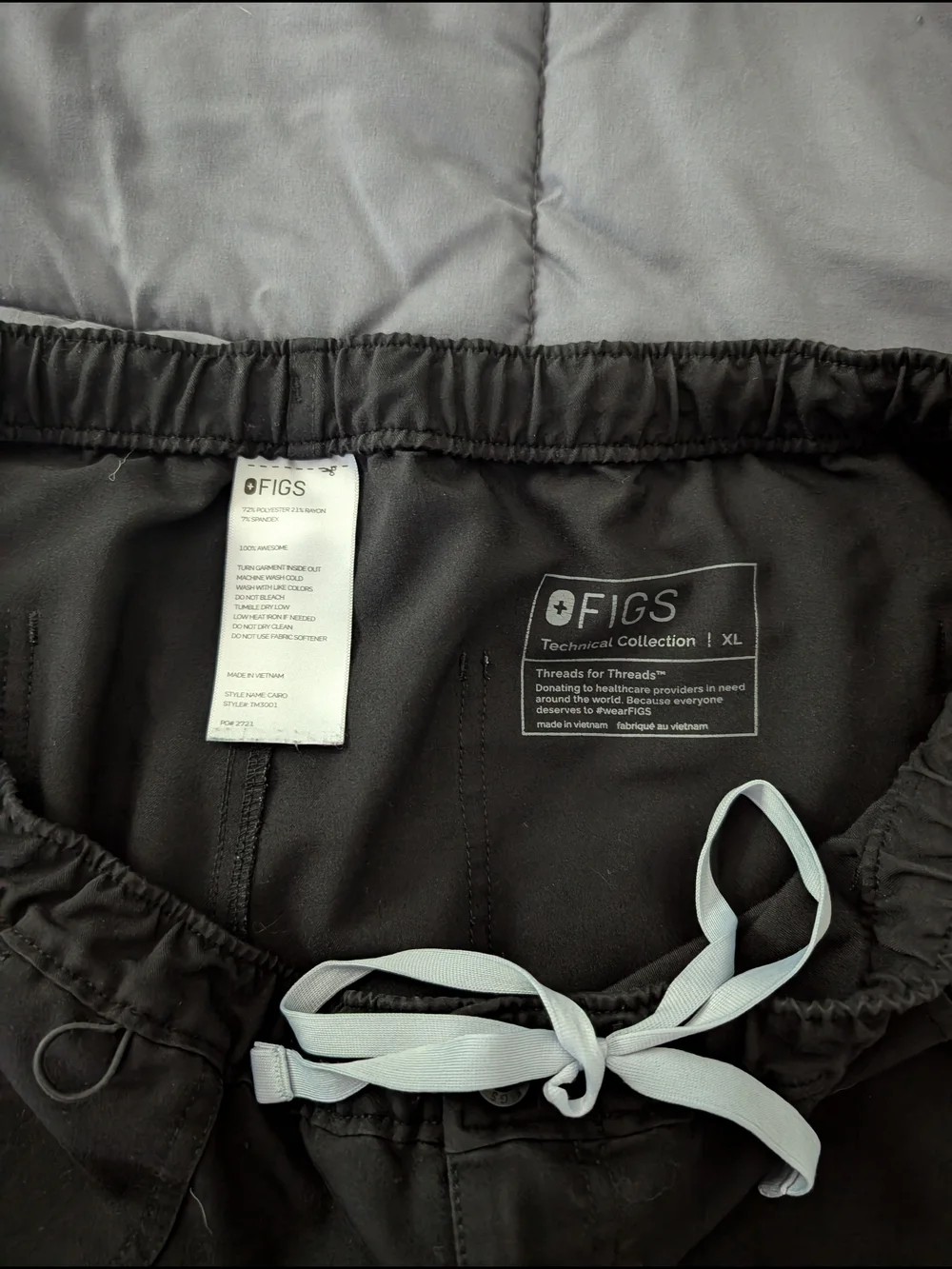 Figs Men's Black Scrub Pants with Contrast Drawstring